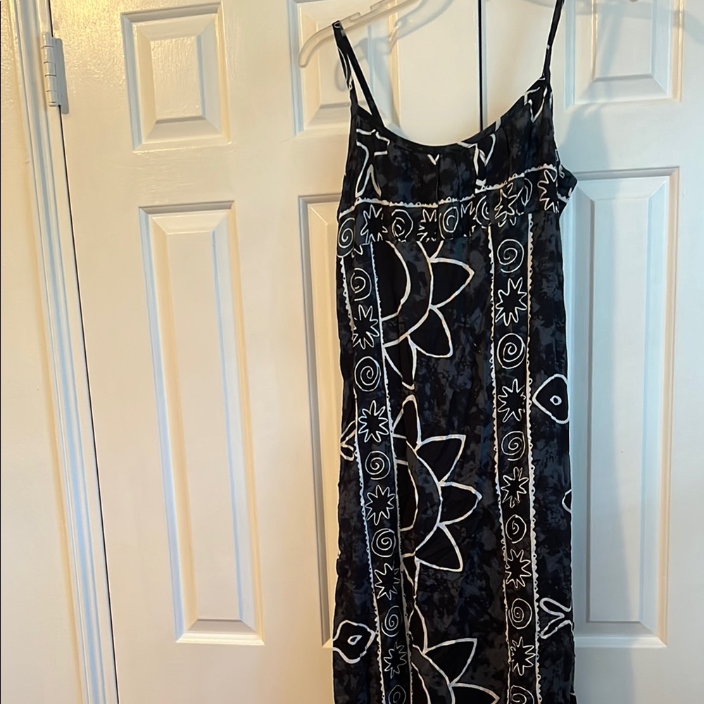 Long spaghetti strap summer dress black grey white S 100 % rayon
